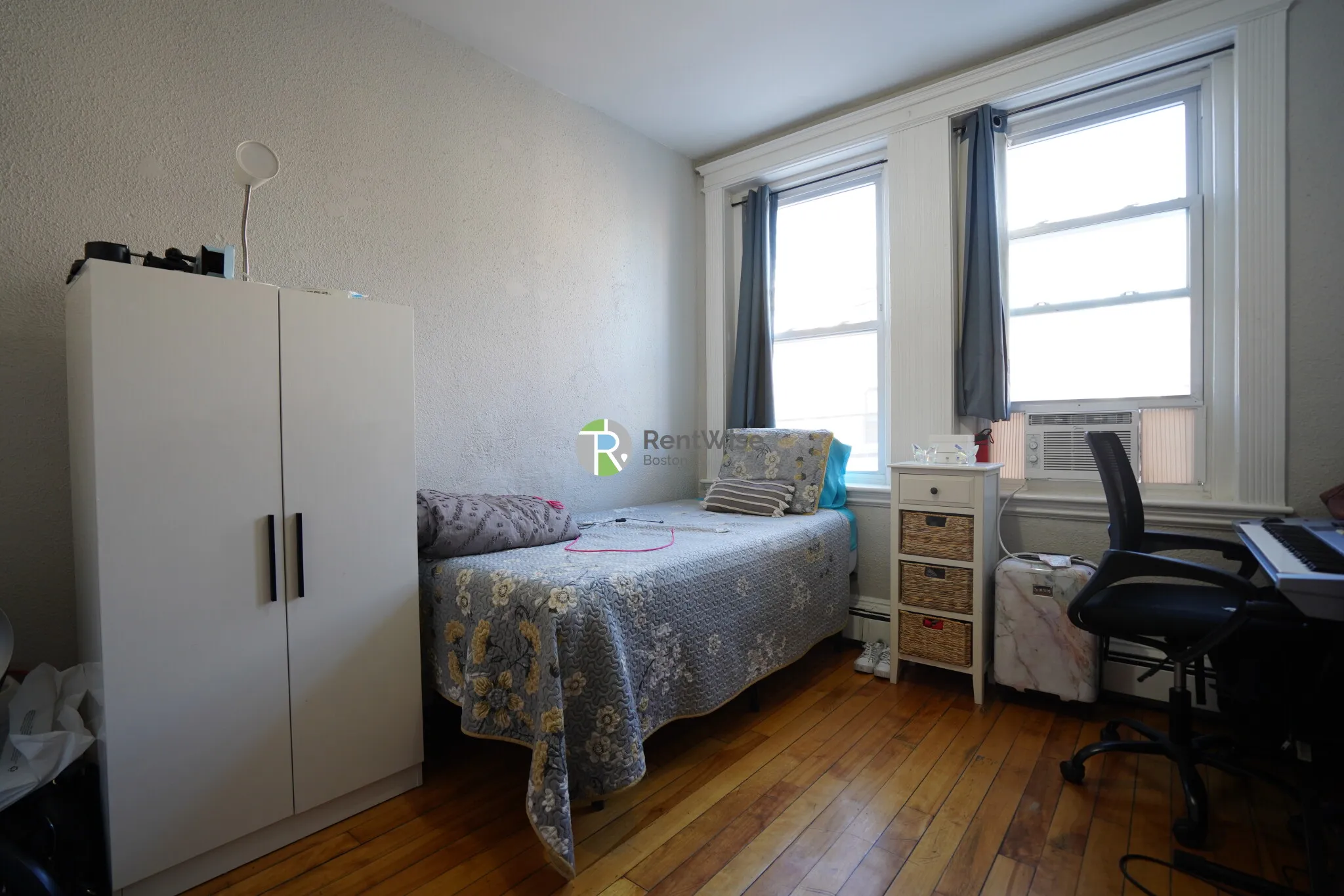 81 Empire St, Allston