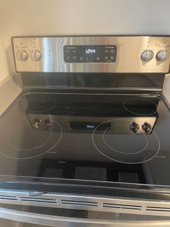 115 St Kolbe Dr, Holyoke