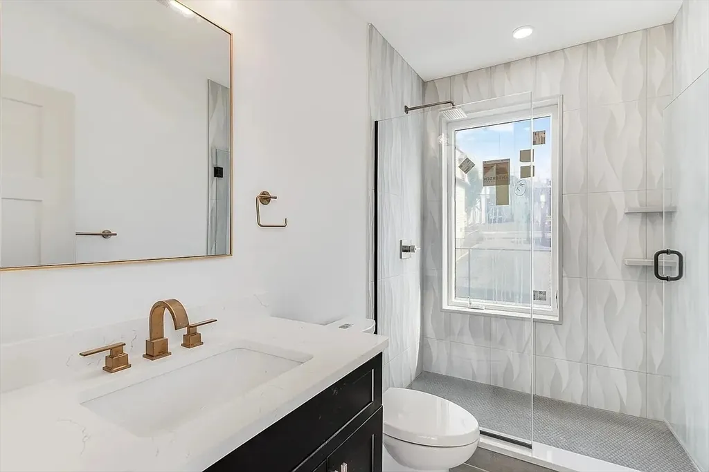 97 Condor St, Eagle Hill