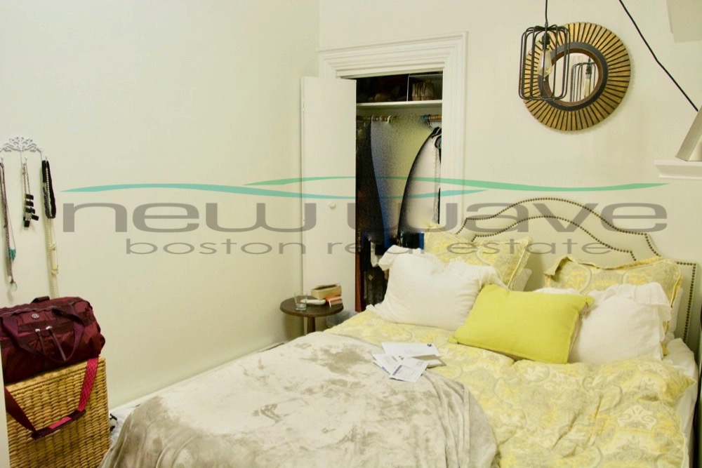 702 Massachusetts Ave, South End