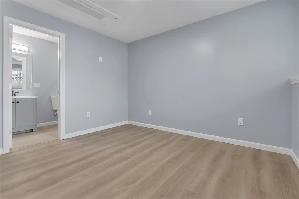 160 Chatham, Providence