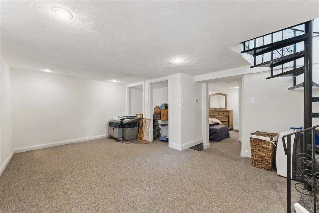 40 Chappie St, Charlestown