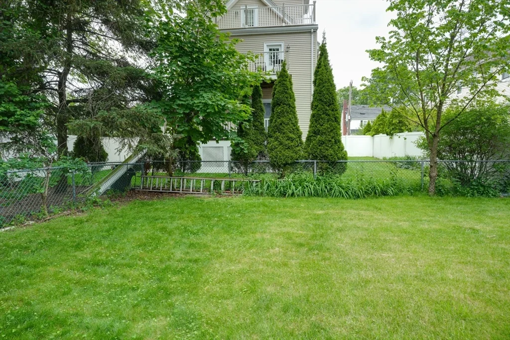 12 Keenan St, Watertown