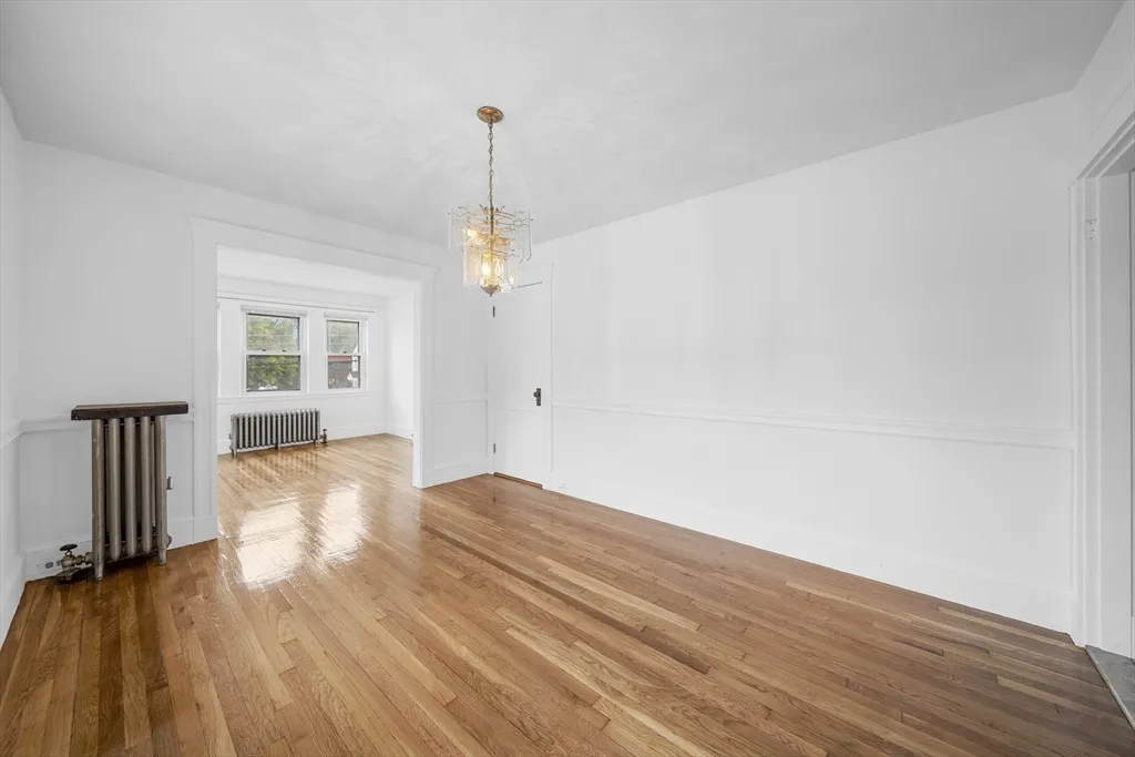 180 Faneuil St, Brighton