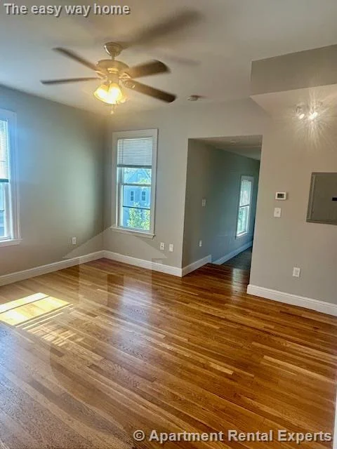 13 Pleasant St, Central Square