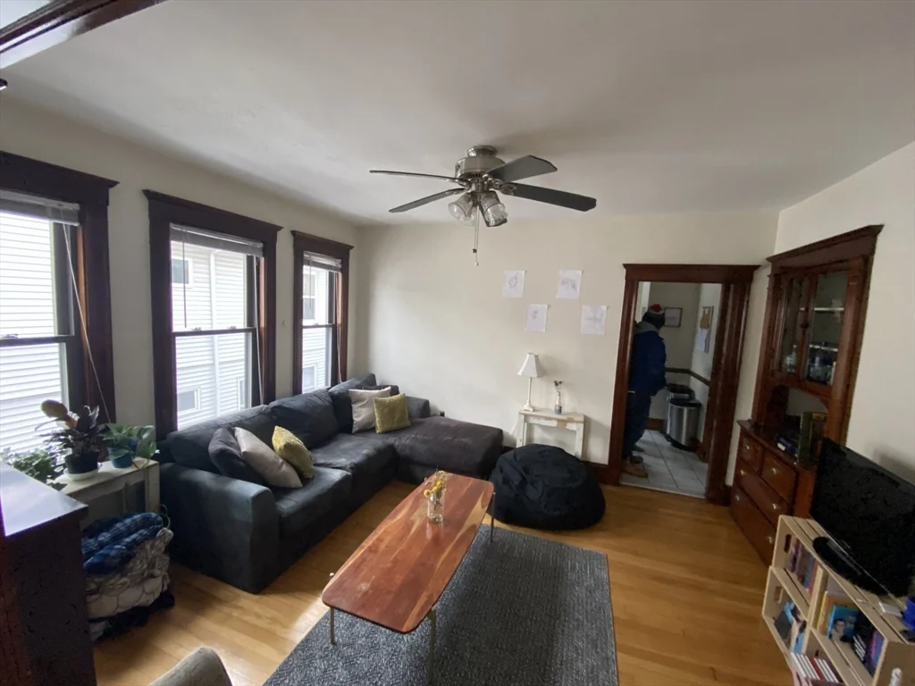 40 Walker, Davis Square