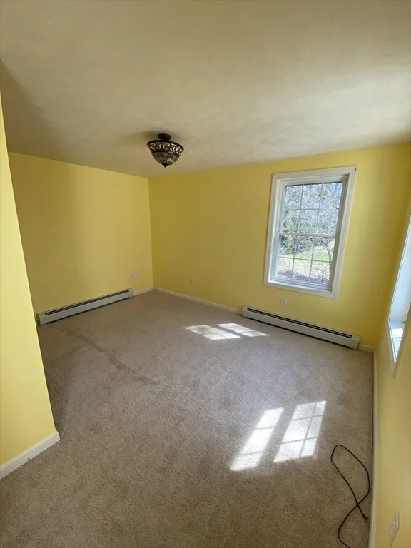 74 Moore Ave, Warren