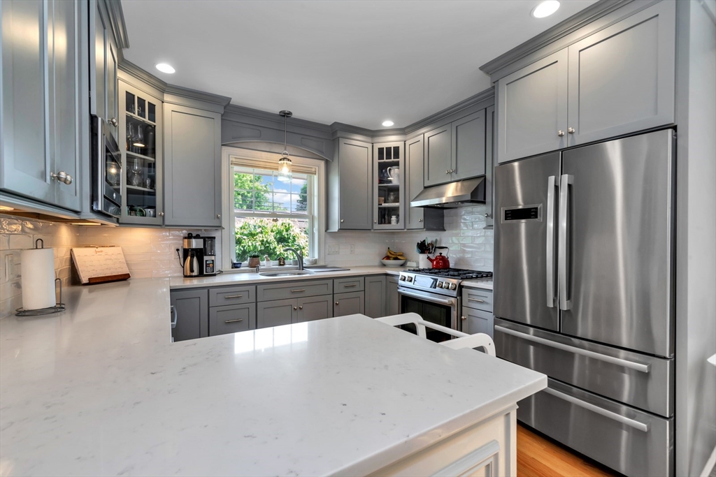 68 Woburn St, Lexington