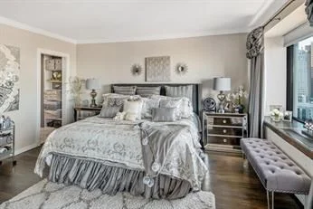 65 East India Row, Downtown