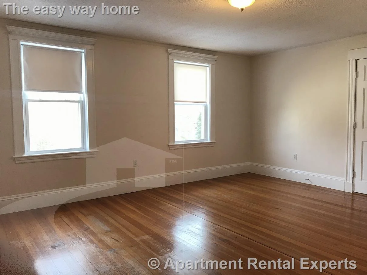 25 Lake St, Arlington Line