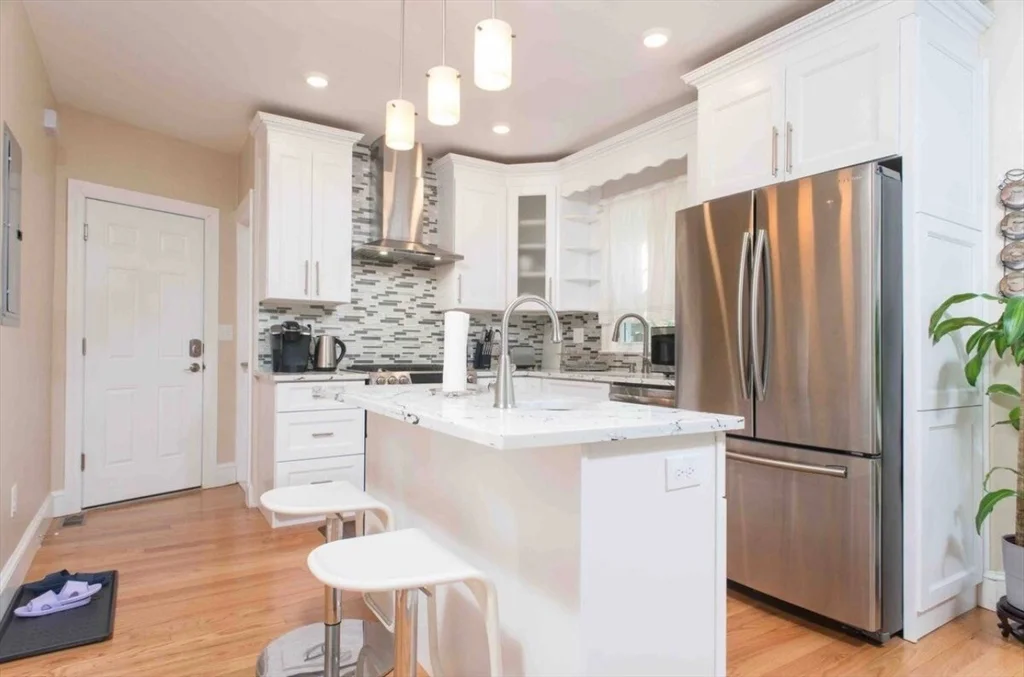 40 Eddy St, West Newton