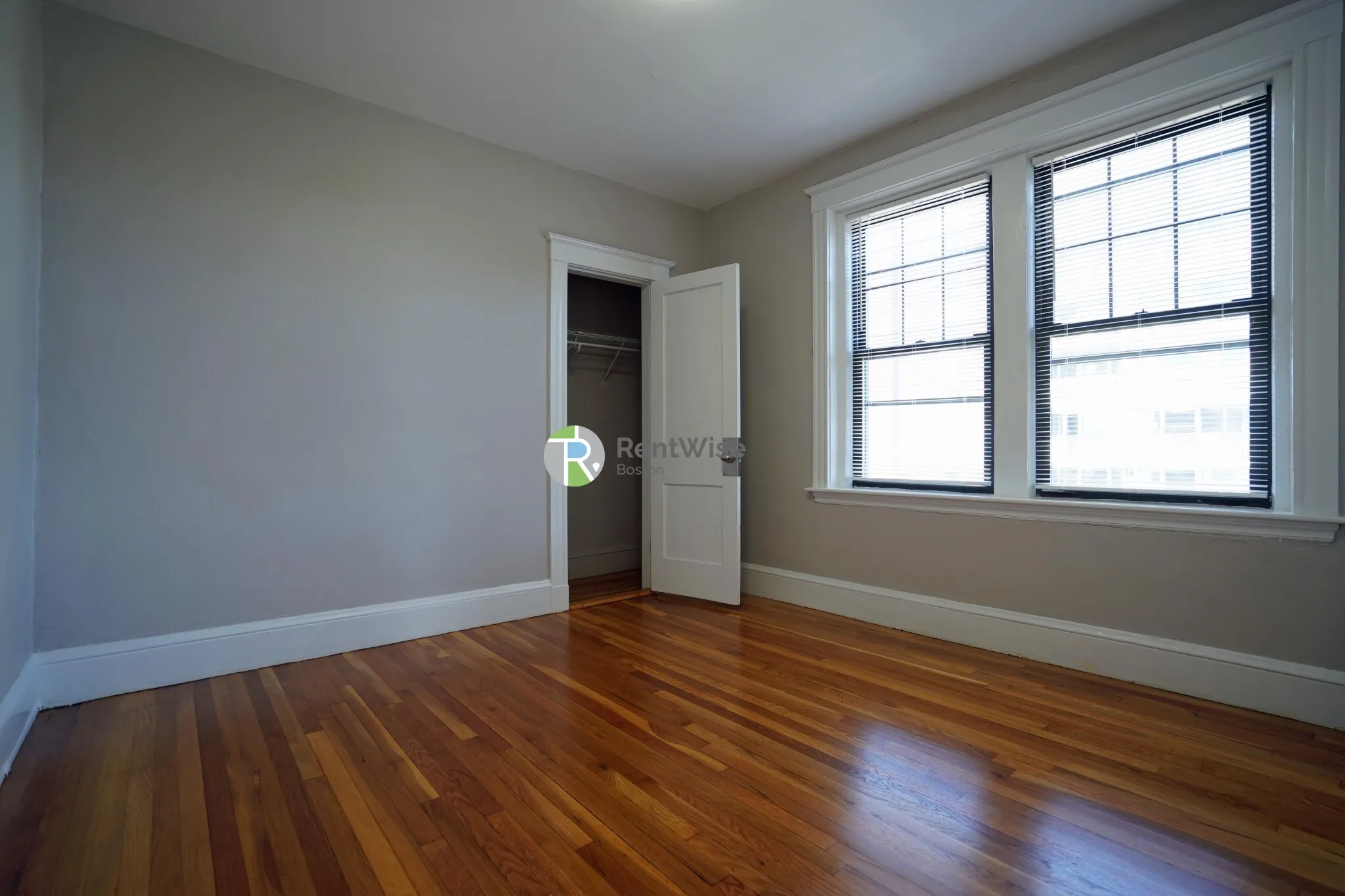 292 Harvard St, Mid-Cambridge