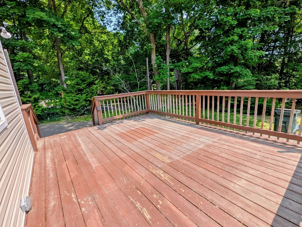 1 Conlyn Ave, Franklin