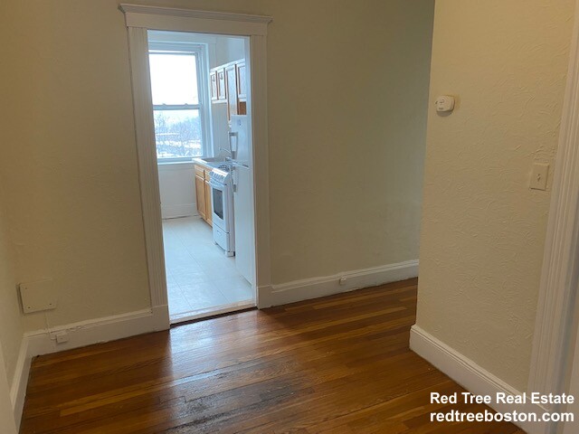 1810 Commonwealth Ave, Brighton