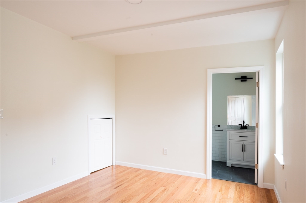 171 Everett St, Allston