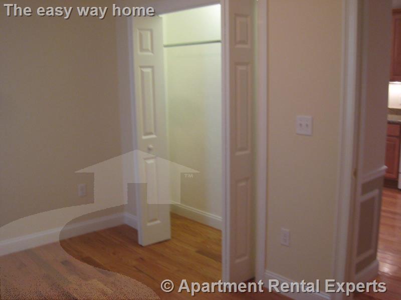 614 Main St, Magoun Square