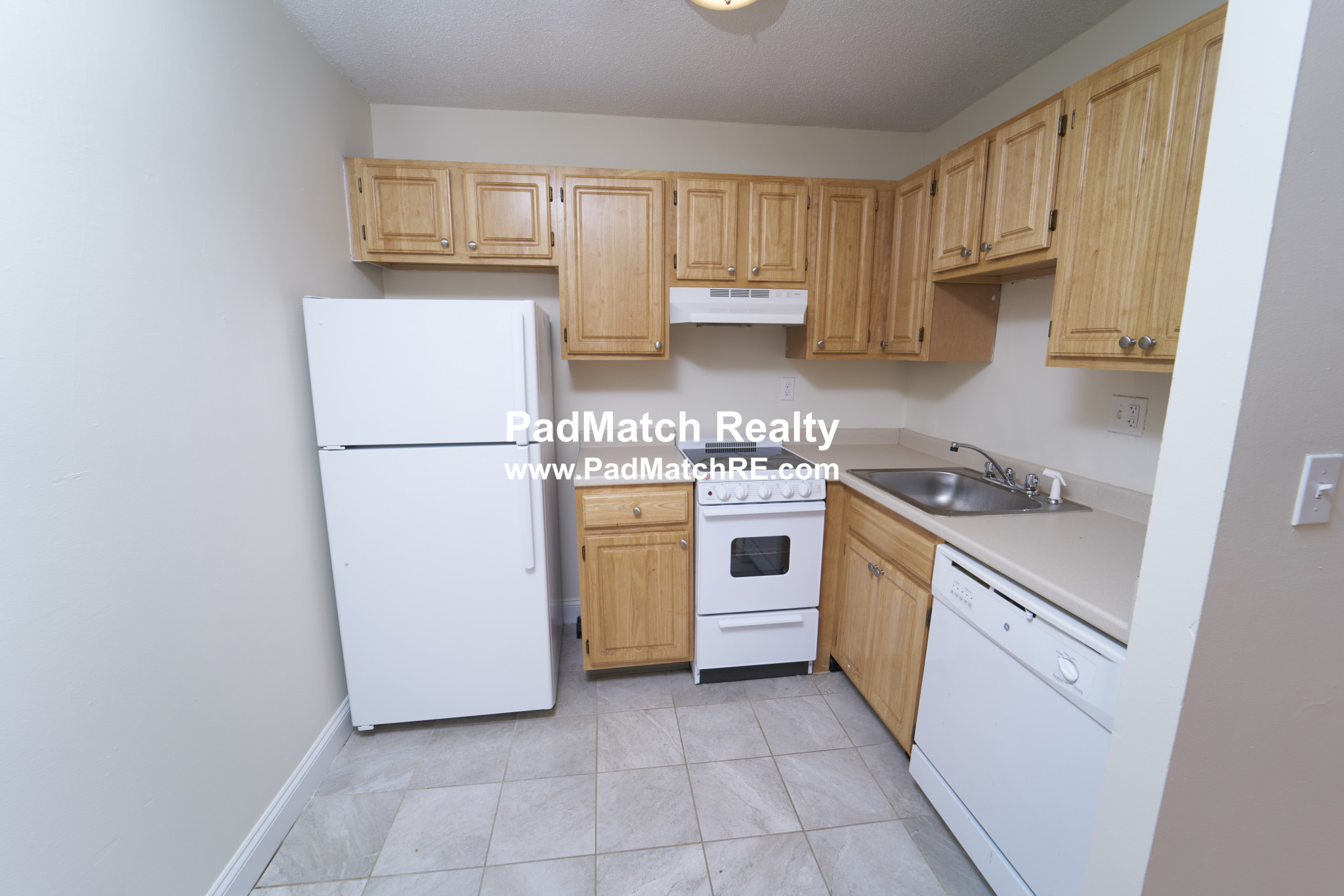 1126 Boylston St, Fenway