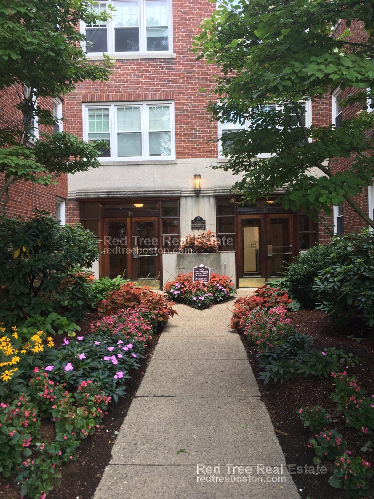 75 Kilsyth Rd, Brighton