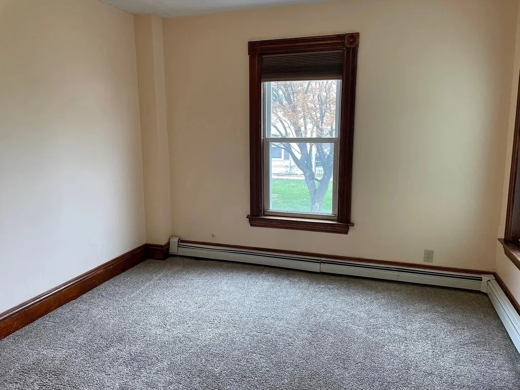 61 Cushing St, Waltham