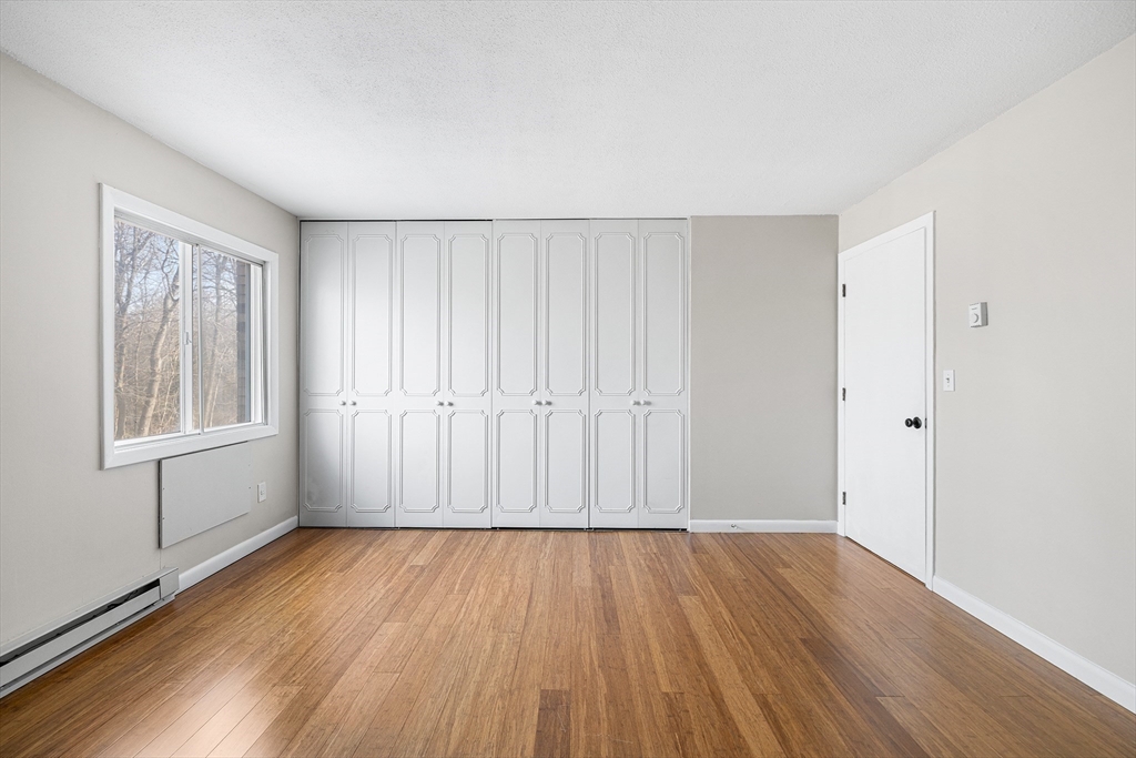 121 Bailey, Worcester