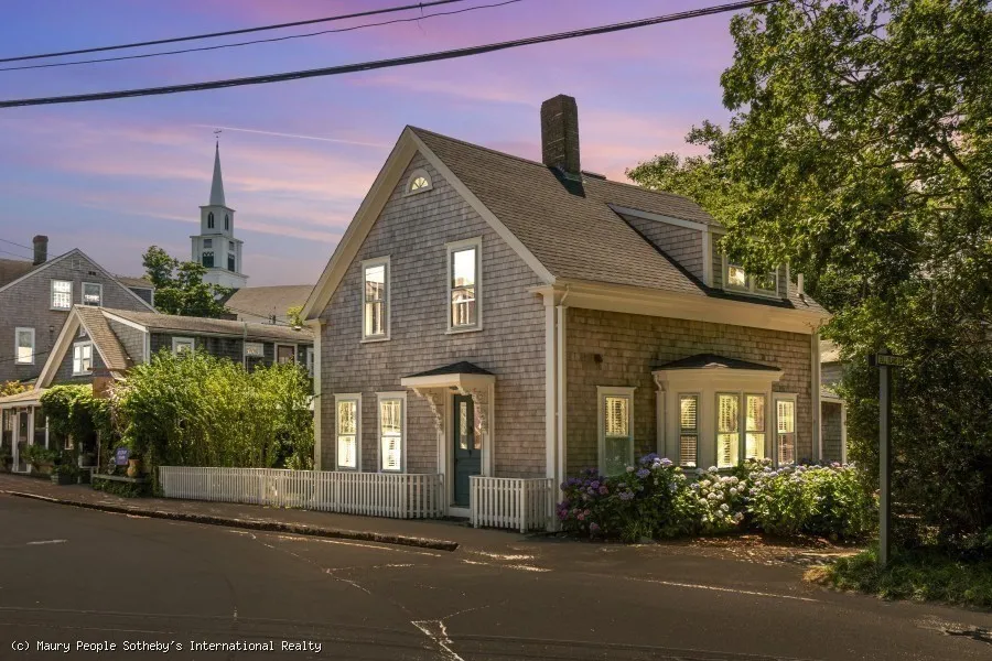 82 Center, Nantucket