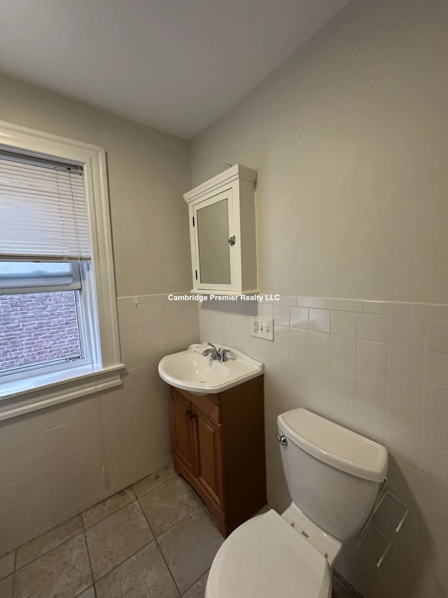 5 Linnaean St, Neighborhood Nine