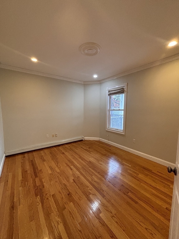 641 E 8th, South Boston