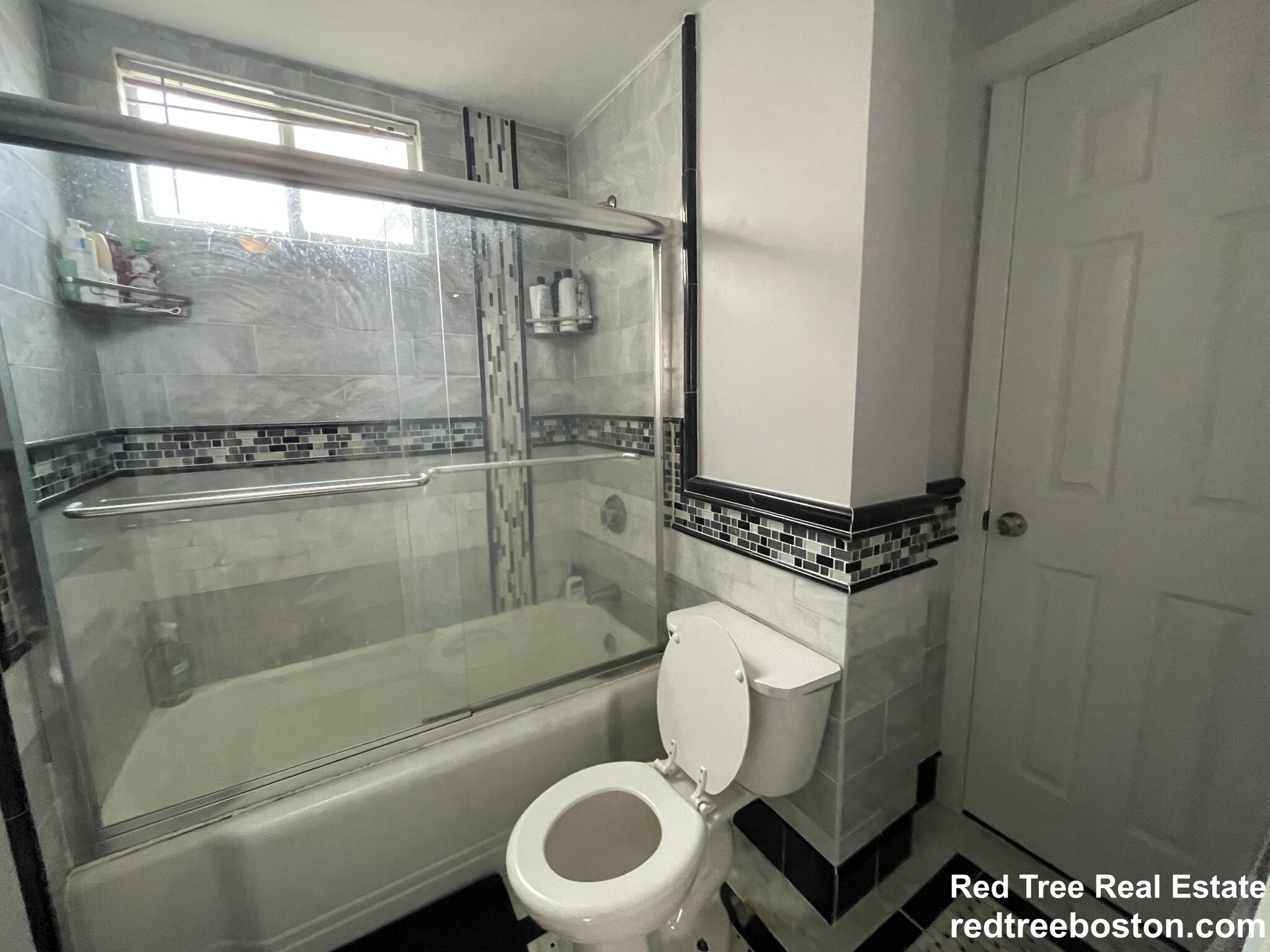 3 Foster St, Brighton