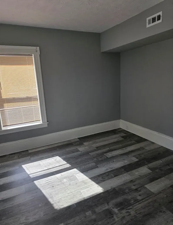 173 Myrtle Ave, Fitchburg