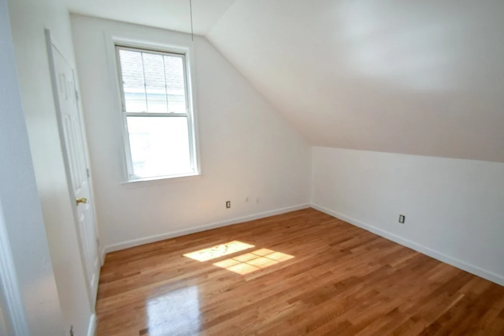 32 Cedar St, Dorchester