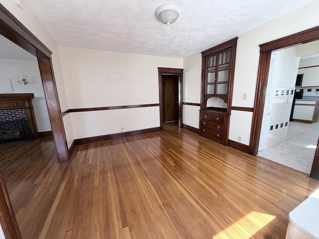 861 Fellsway, Medford