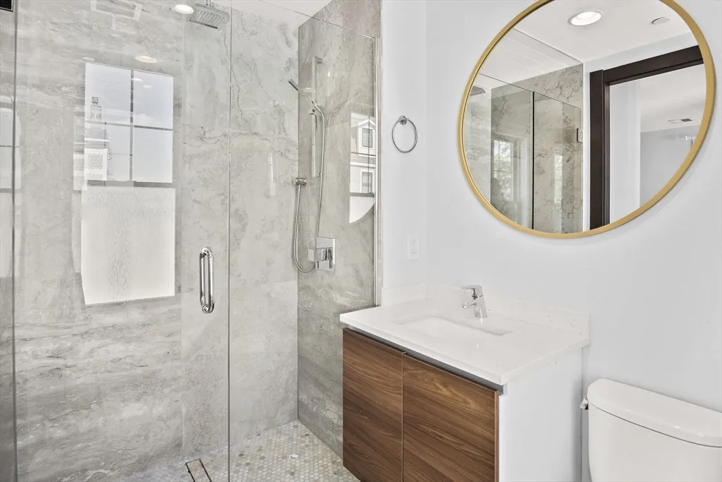 39 Lexington St, Eagle Hill