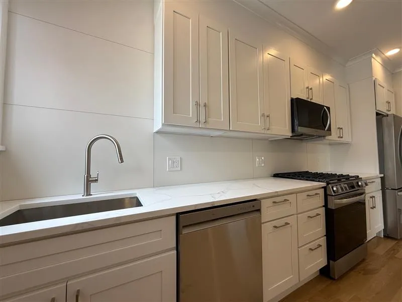 35 Gore St, East Cambridge