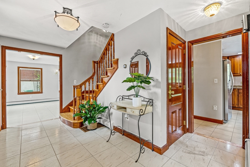 1 Via Marino, Medford