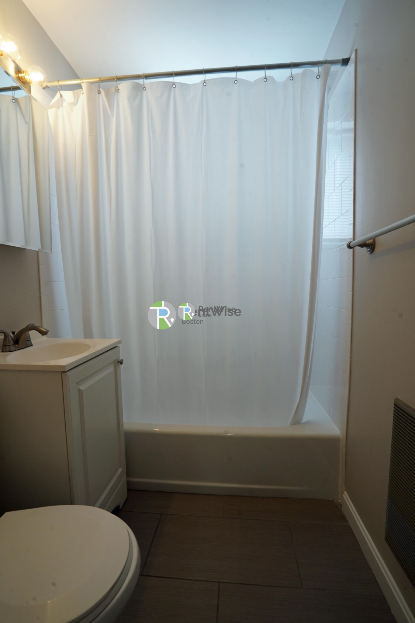 1200 Commonwealth Ave, Brighton