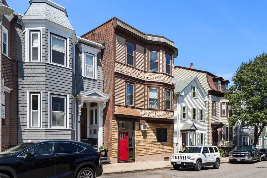 526 E 5th St, South Boston