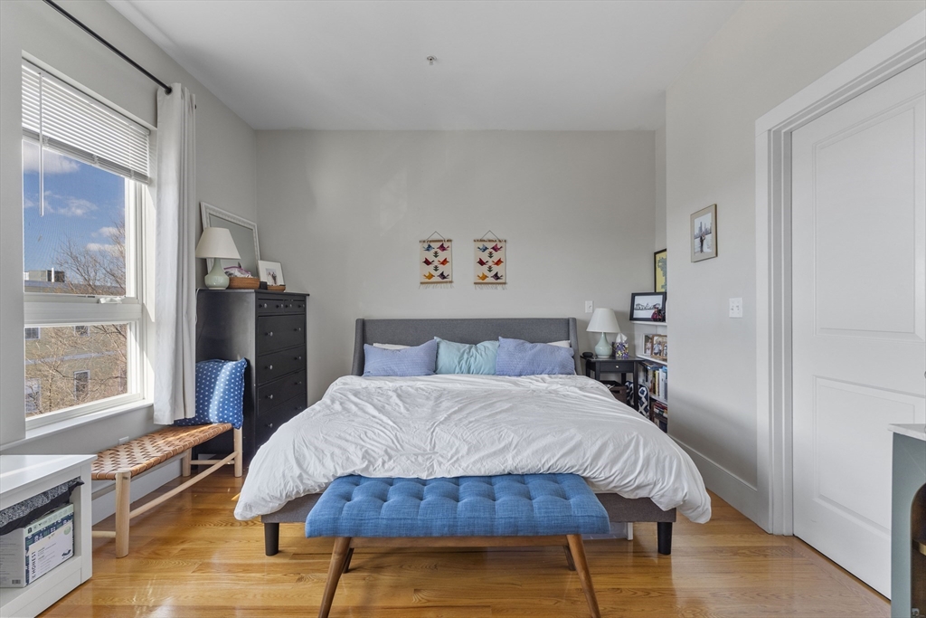 200 Silver St, South Boston