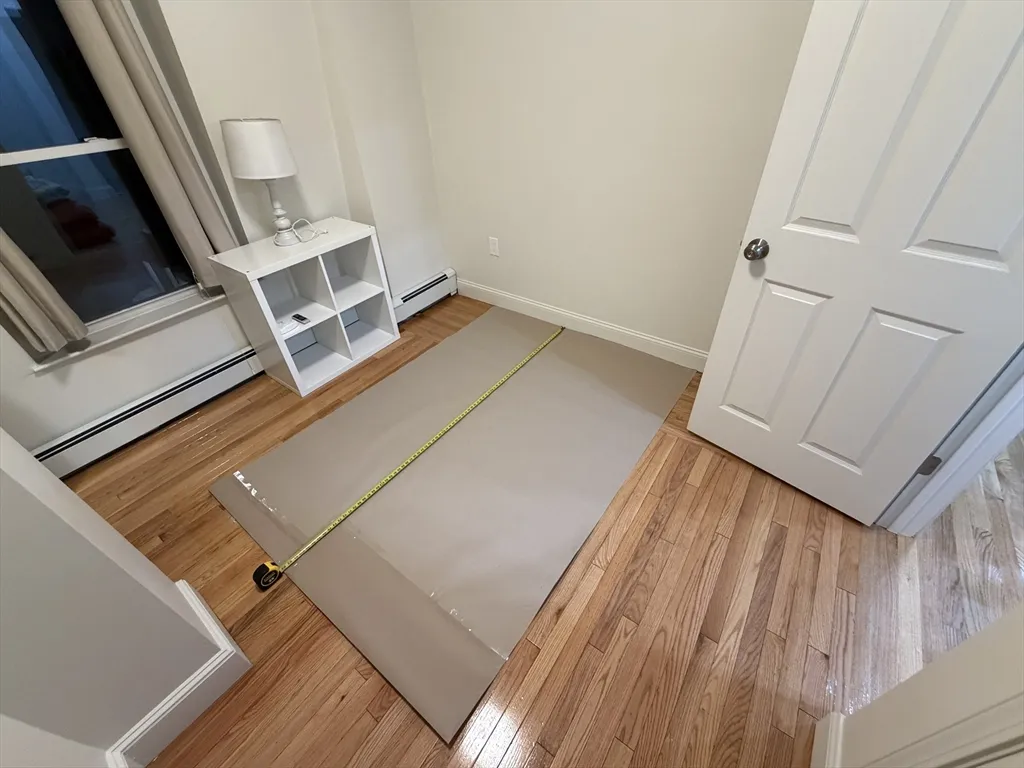 130 West 8th St, South Boston