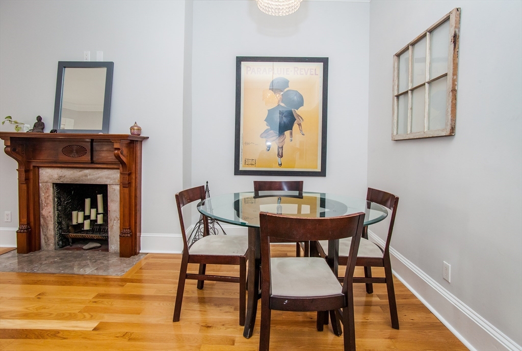 280 Commonwealth Ave, Back Bay