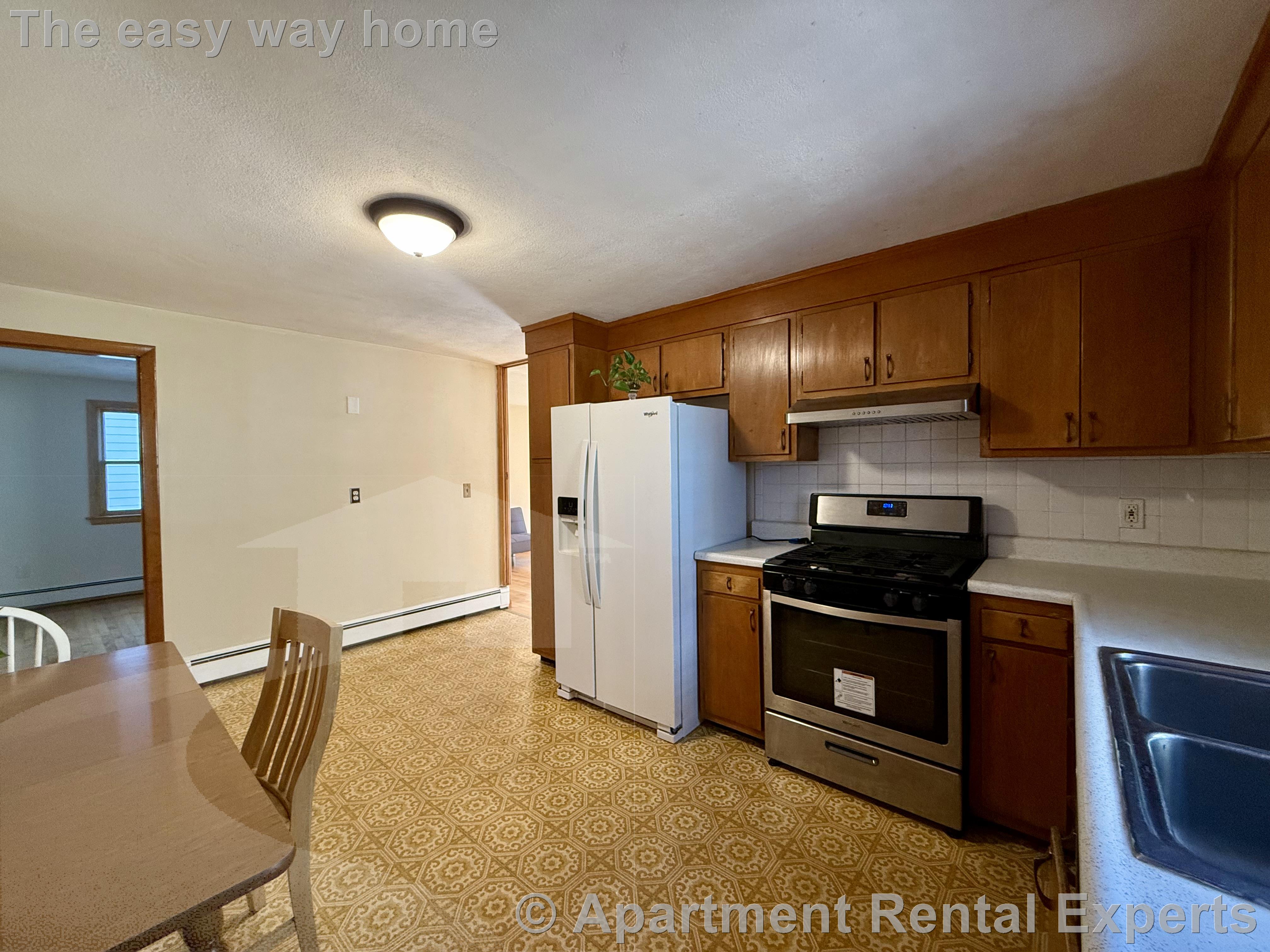 35 Ware St, Teele Square