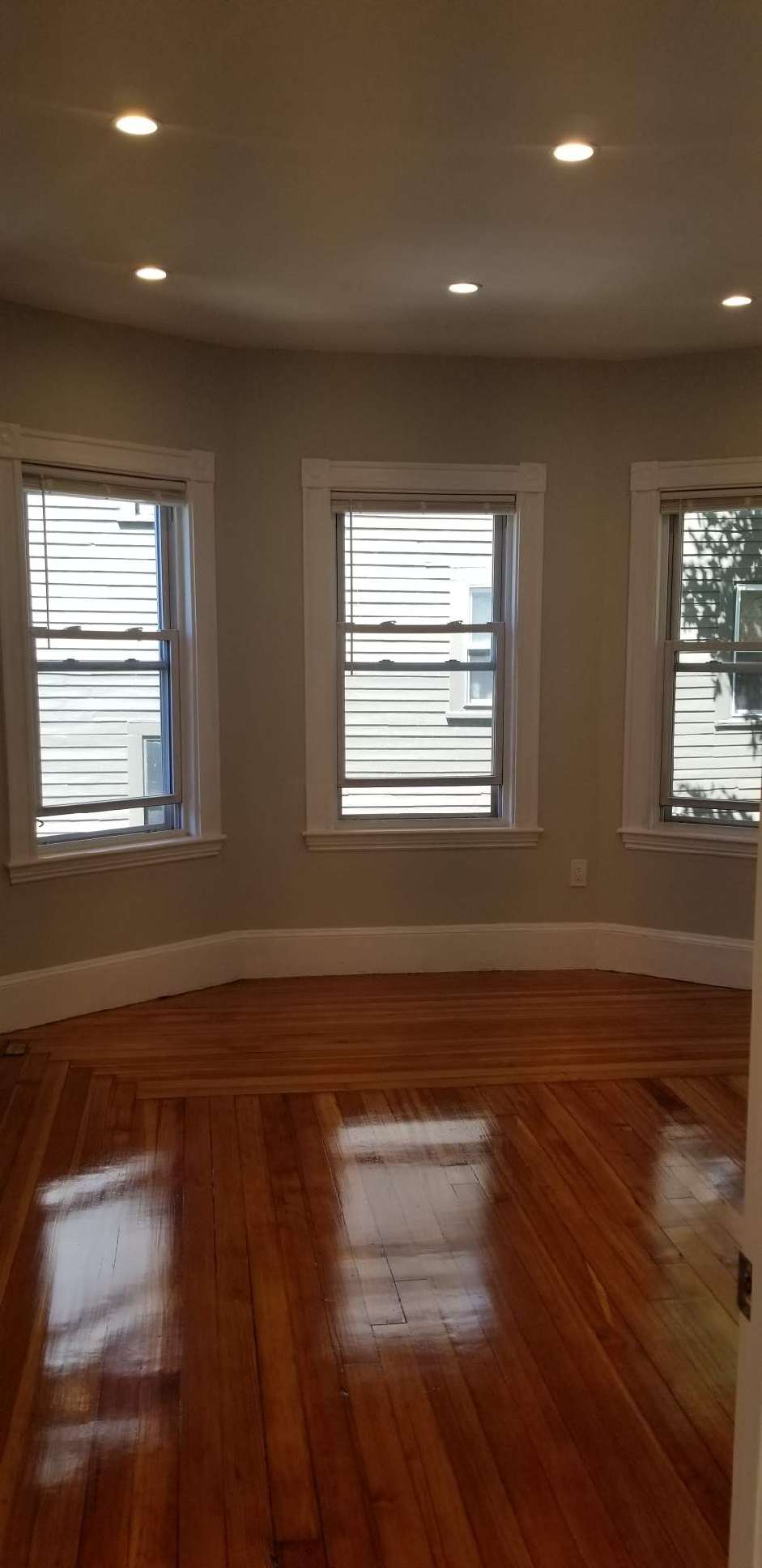 164 Hyde Park Ave, Jamaica Plain