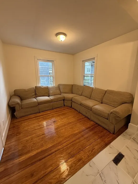 10 Bucknam St ,, Mission Hill