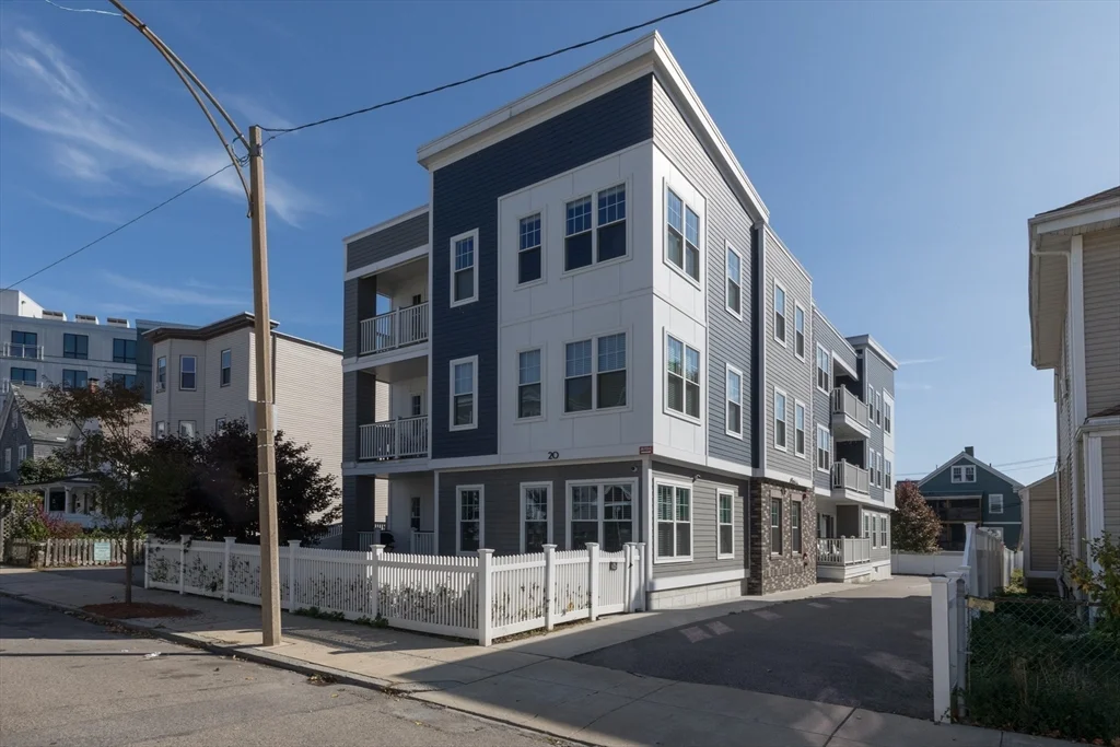 20 Fuller St, Dorchester