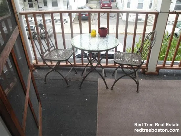 39 Montfern Ave, Brighton