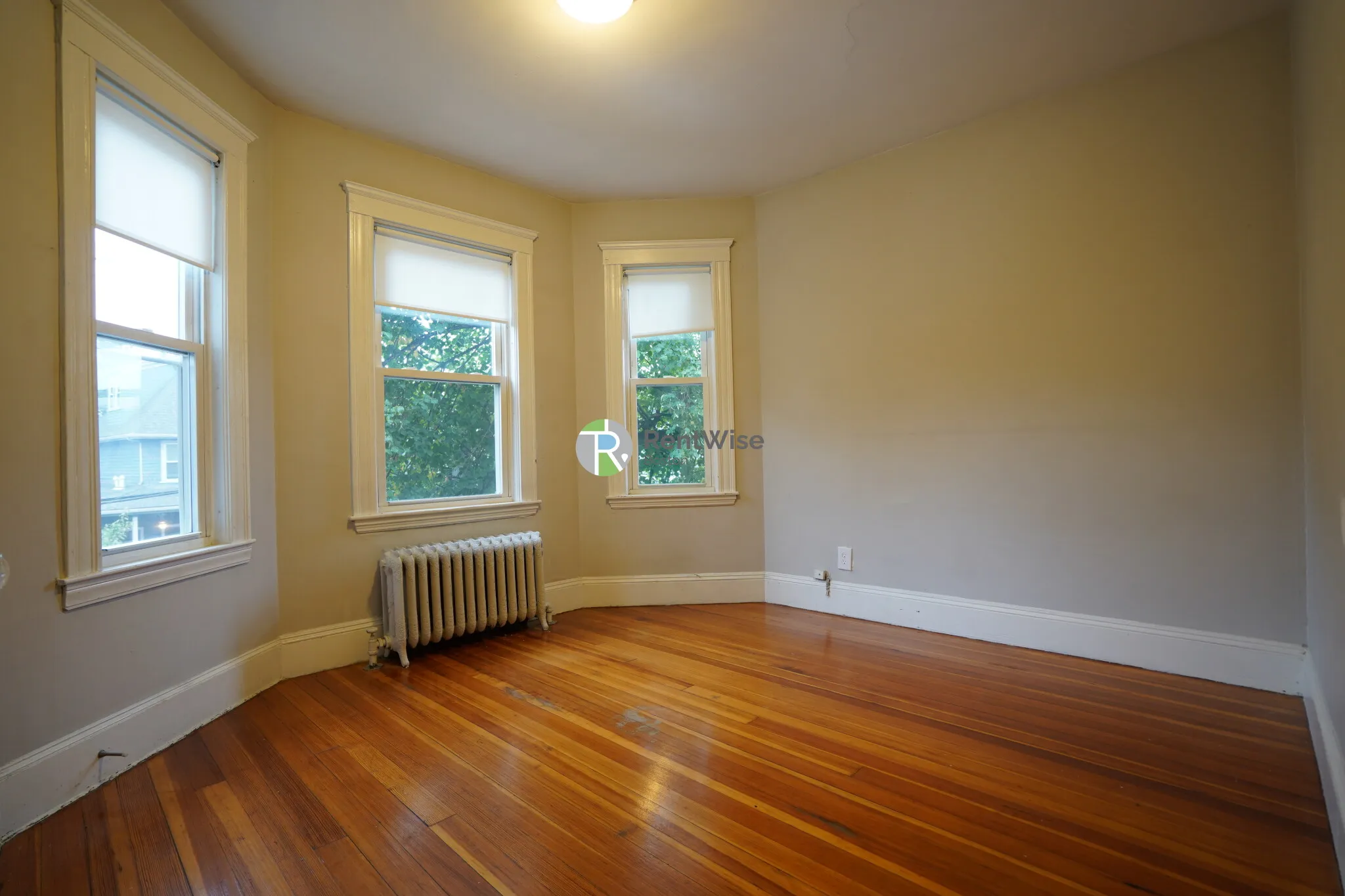 15 Sumner St, Dorchester