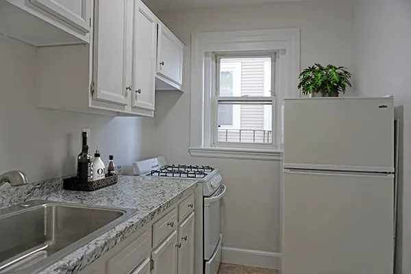 95 Adams St, South Side