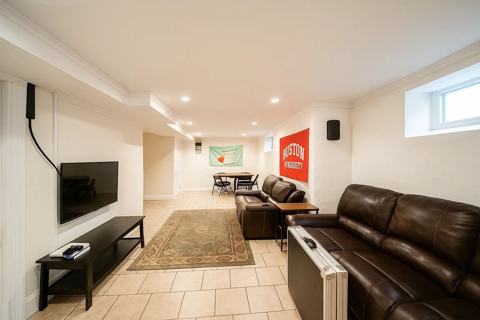 8 Sawyer Ter, Allston