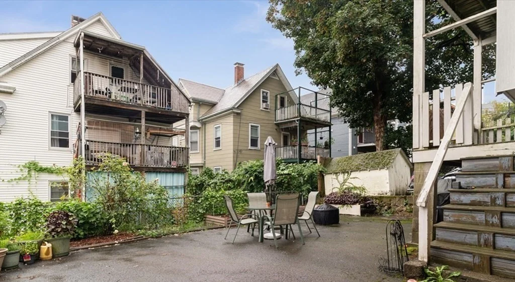 24 Weld Hill St, Jamaica Plain