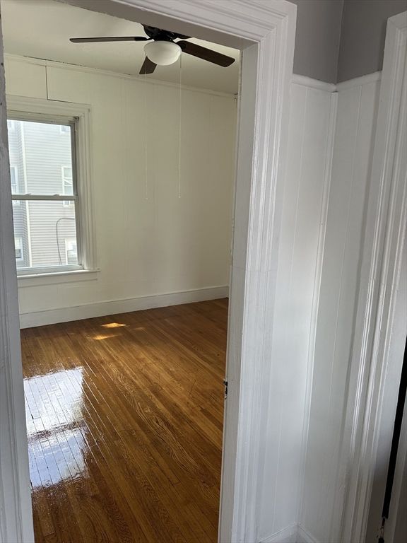 33 Russel, Worcester