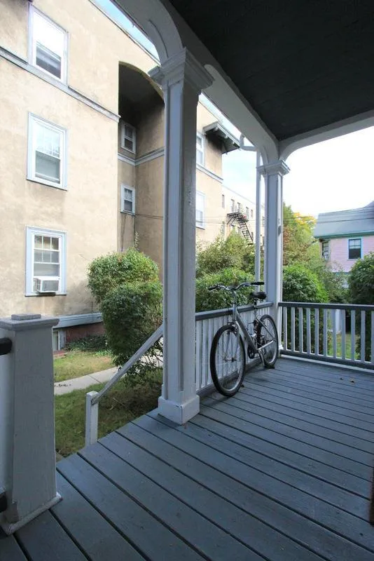 8 Forest St, Baldwin